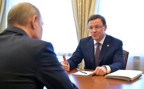 Дмитрий Азаров занял 43-е место в национальном рейтинге губернаторов