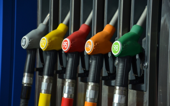 В России рост цен на бензин в июне замедлился до 2,1%